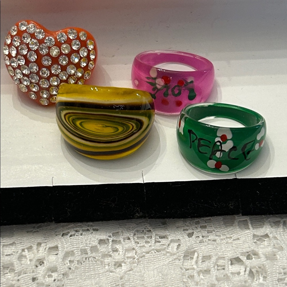 Assorted Fun Ring Set - image 1